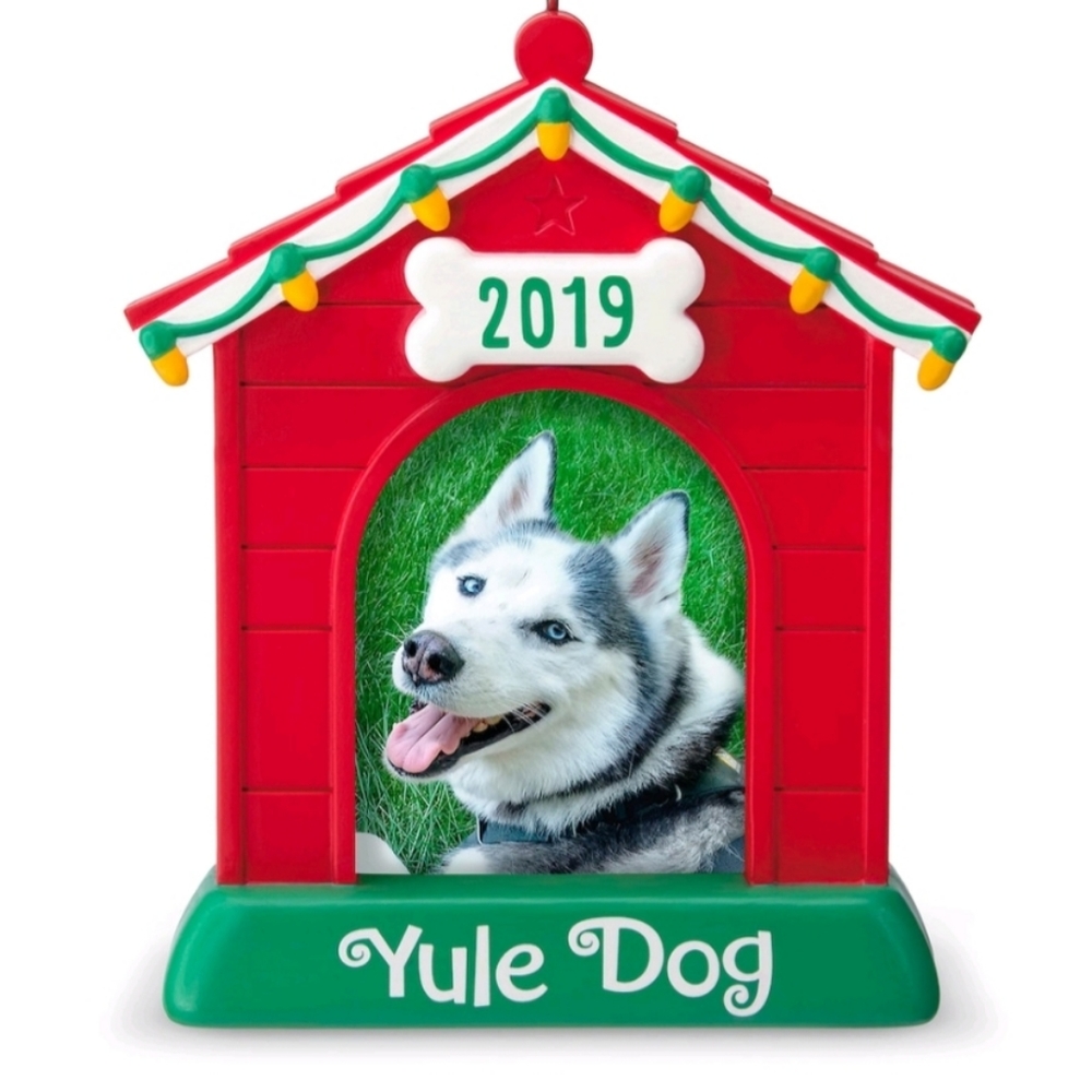 NWT Hallmark 2019 Yule Dog Photo Ornament